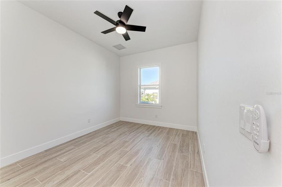 Spacious, unfurnished interior of a new home in , Punta Gorda (Image 50).
