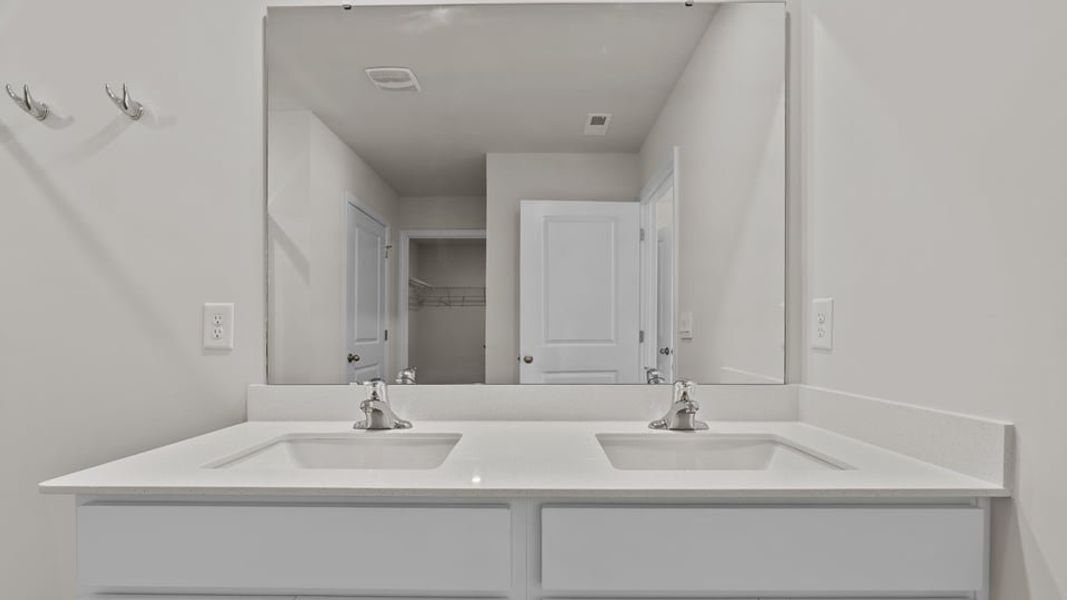Close-up of interior finishes inside a home in Blair Ridge, La Grange (Image 13).