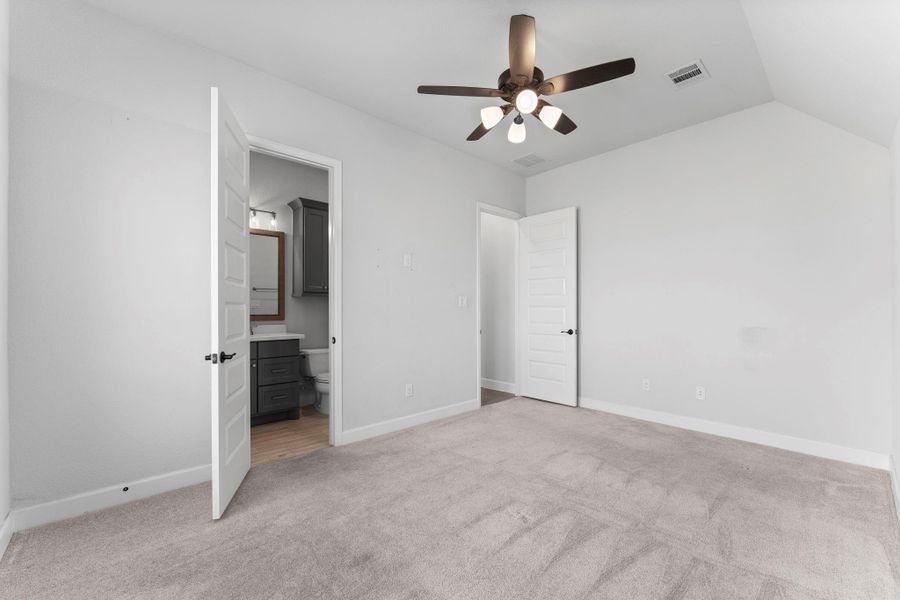 4th bedroom or guest suite with full bathroom and a walk-in closet. 4th bedroom or guest suite with full bathroom and a walk-in closet.