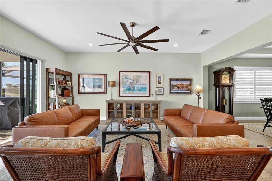 Furnished interior view inside a new home in , Lakewood Ranch (Image 12).
