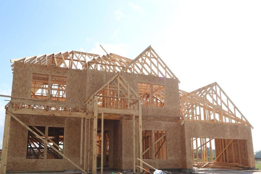 Let us show you how our advanced framing techniques have stood the test of time and allow more insulation for a quieter and more energy efficient home. Let us show you how our advanced framing techniques have stood the test of time and allow more insulation for a quieter and more energy efficient home.