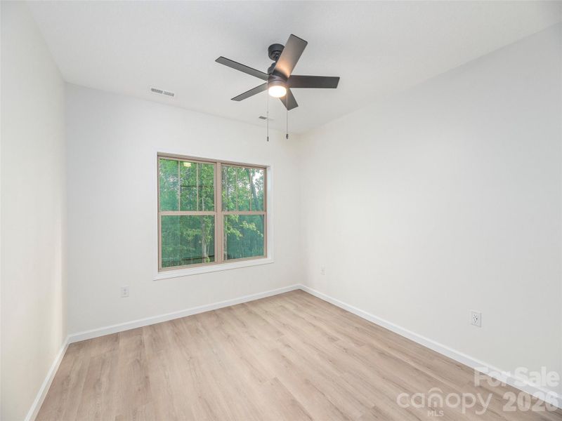 Spacious, unfurnished interior of a new home in , Waynesville (Image 31).