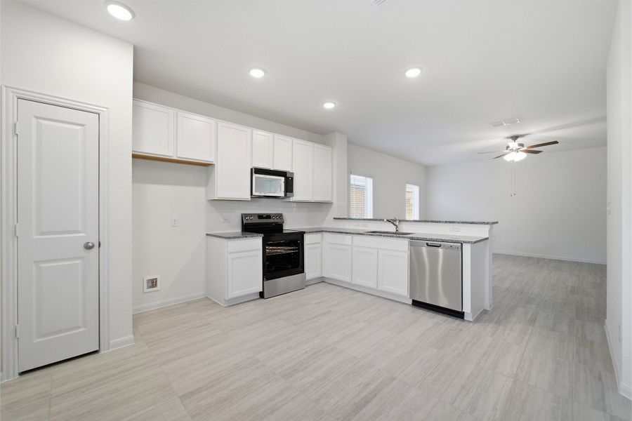 Furnished interior view inside a new home in Notting Hill, Converse (Image 9).
