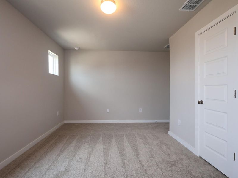 Spacious, unfurnished interior of a new home in Cascades at Onion Creek, Austin (Image 7). Spacious, unfurnished interior of a new home in Cascades at Onion Creek, Austin (Image 7).