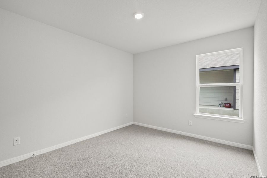 Spacious, unfurnished interior of a new home in Applewhite Meadows, San Antonio (Image 20).