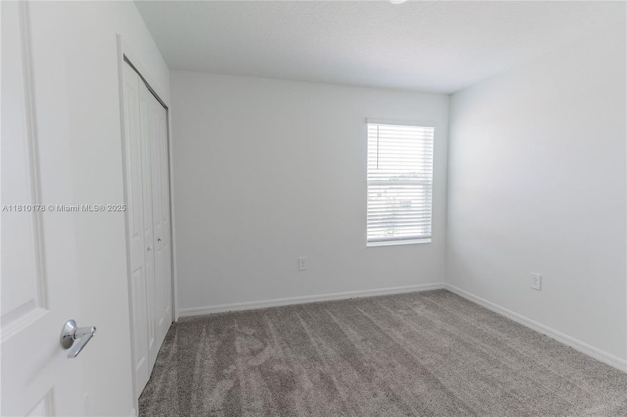 Spacious, unfurnished interior of a new home in Inman Groves, Winter Haven (Image 34). Spacious, unfurnished interior of a new home in Inman Groves, Winter Haven (Image 34).