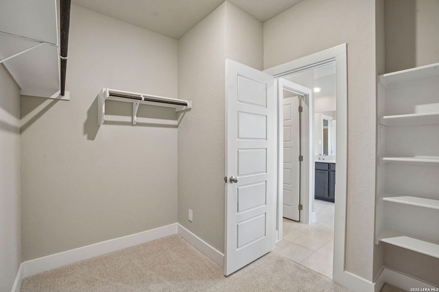 Spacious, unfurnished interior of a new home in Stetson Ridge, Marion (Image 33).