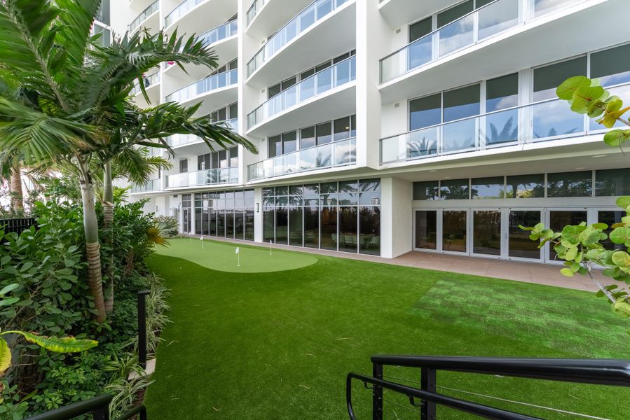 Putting Green Putting Green