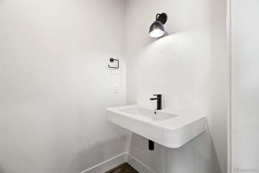 Image 48 of a home in .