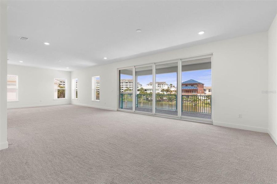 Spacious, unfurnished interior of a new home in , Palm Coast (Image 75).