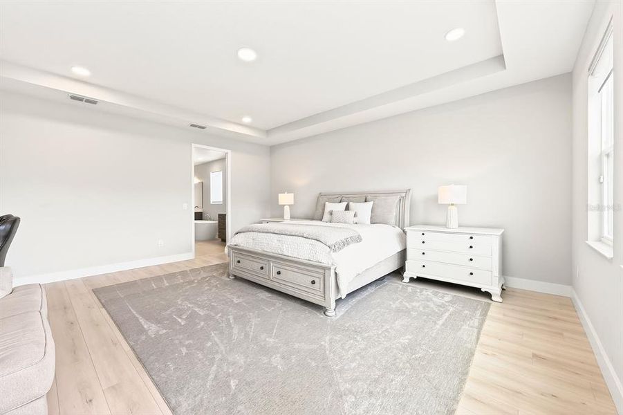 Furnished interior view inside a new home in , Oviedo (Image 40).