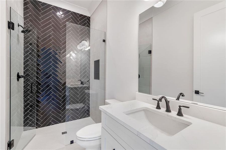 Image 76 of a home in .