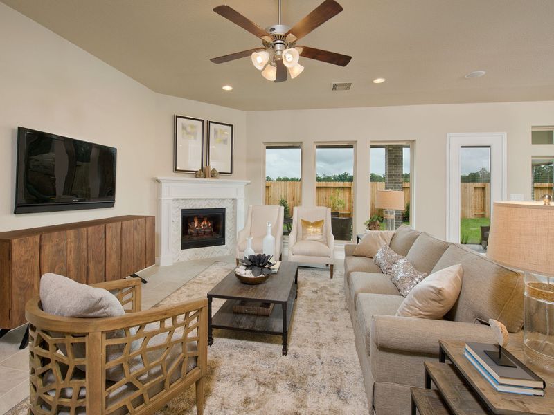 Representative furnished interior of a home built from the 2935W by Perry Homes in Meridiana, Rosharon (Image 30).
