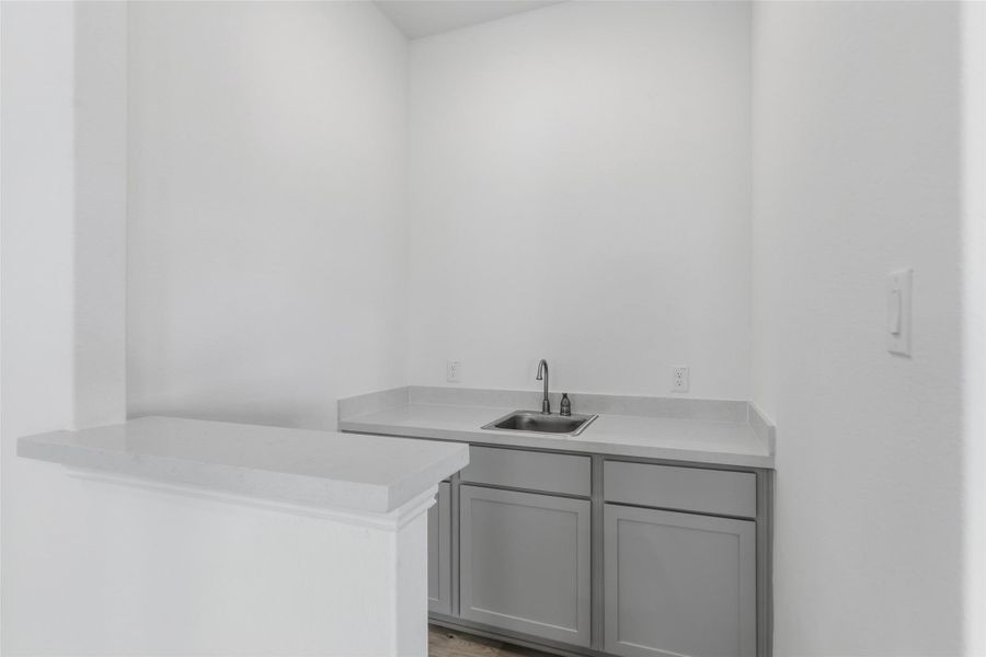 Close-up of interior finishes inside a home in Westland Ranch, League City (Image 19).