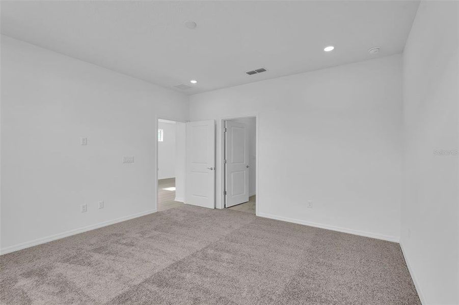 Spacious, unfurnished interior of a new home in Seminole Palms, Palm Coast (Image 14). Spacious, unfurnished interior of a new home in Seminole Palms, Palm Coast (Image 14).