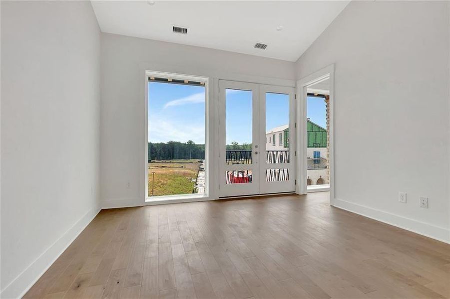 Spacious, unfurnished interior of a new home in Trilith, Fayetteville (Image 23). Spacious, unfurnished interior of a new home in Trilith, Fayetteville (Image 23).