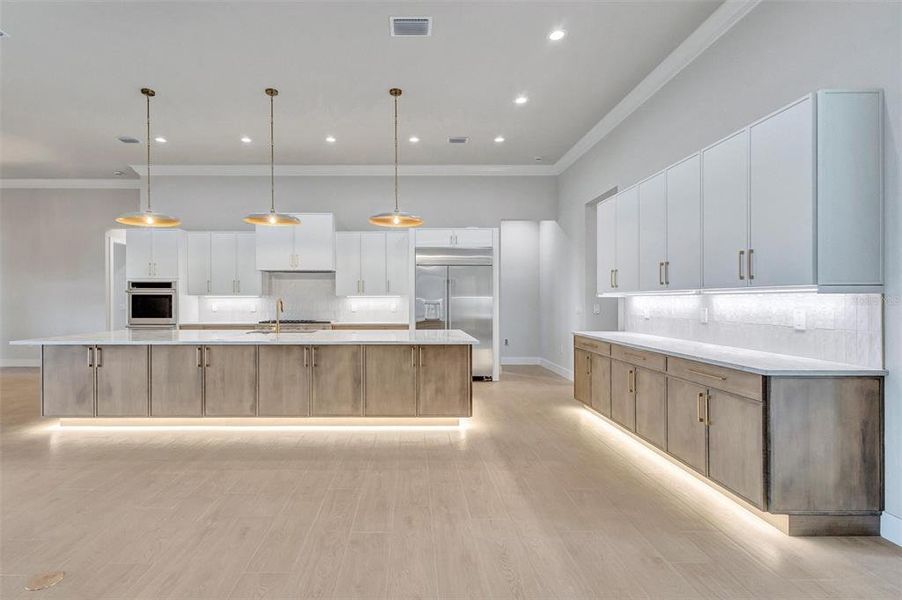 Furnished interior view inside a new home in , Parrish (Image 45). Furnished interior view inside a new home in , Parrish (Image 45).