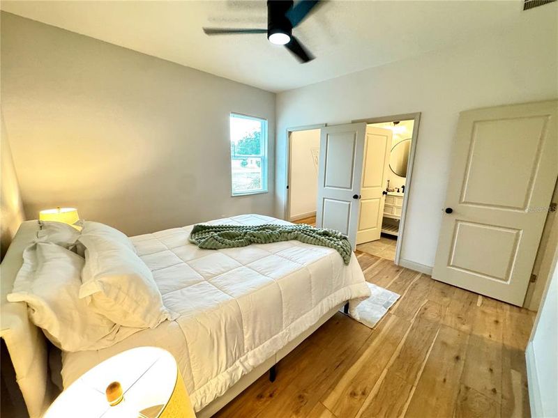 Furnished interior view inside a new home in , Ocala (Image 5).