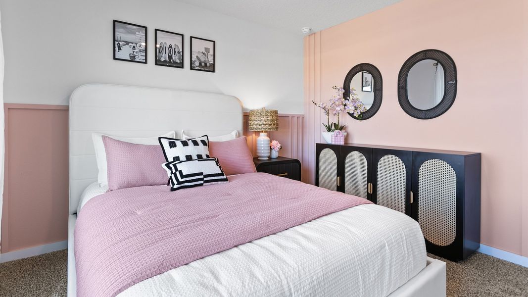 Representative furnished interior of a home built from the HAYDEN by D.R. Horton in Rookery, Green Cove Springs (Image 30).