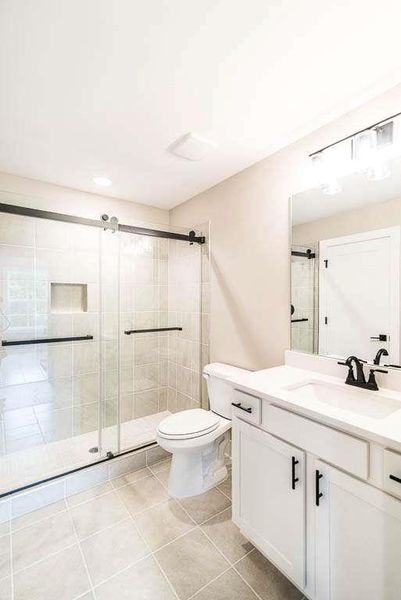 Furnished interior view inside a new home in , Decatur (Image 14).