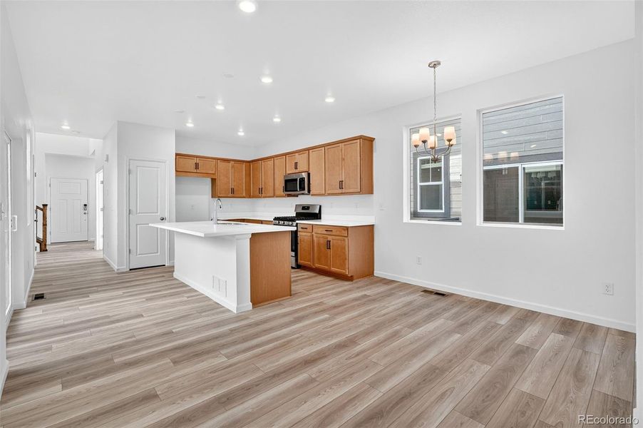 2073 Barnwood Drive ~ Ready Now 2073 Barnwood Drive ~ Ready Now