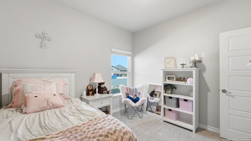 Furnished interior view inside a new home in Legend Pond, New Braunfels (Image 8). Furnished interior view inside a new home in Legend Pond, New Braunfels (Image 8).