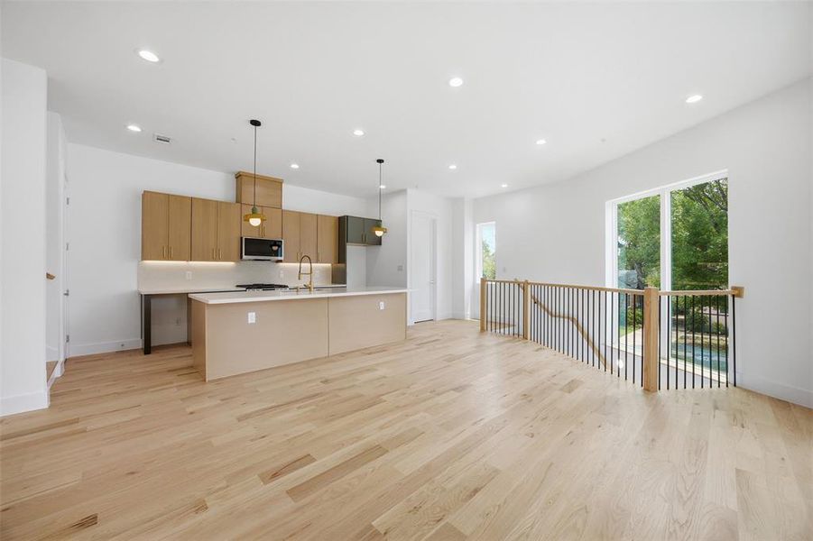 Furnished interior view inside a new home in , Dallas (Image 10).