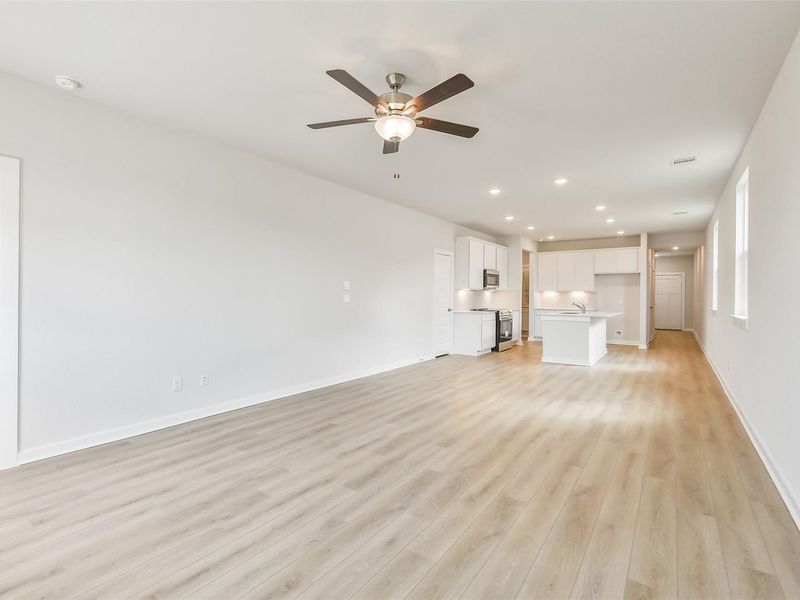 Spacious, unfurnished interior of a new home in Liberty Estates, Cleveland (Image 22).