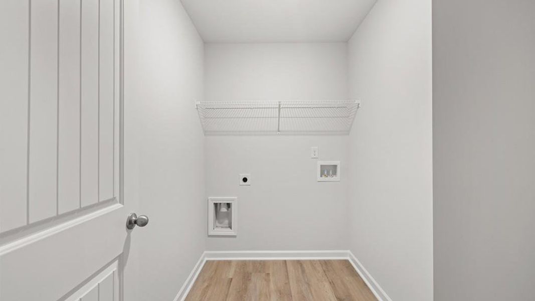 Spacious, unfurnished interior of a new home in Hamptons at Riverwood South, Dallas (Image 41). Spacious, unfurnished interior of a new home in Hamptons at Riverwood South, Dallas (Image 41).