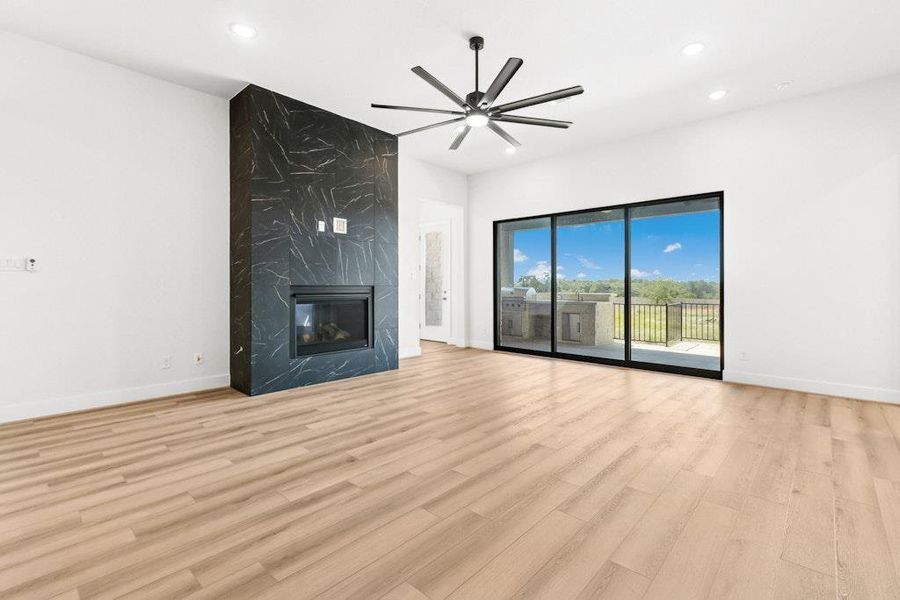 Spacious, unfurnished interior of a new home in Leander Estates, Leander (Image 25).