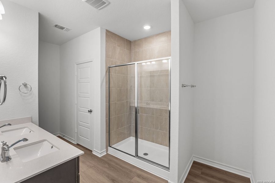 Furnished interior view inside a new home in Nopal Valley, San Antonio (Image 9). Furnished interior view inside a new home in Nopal Valley, San Antonio (Image 9).