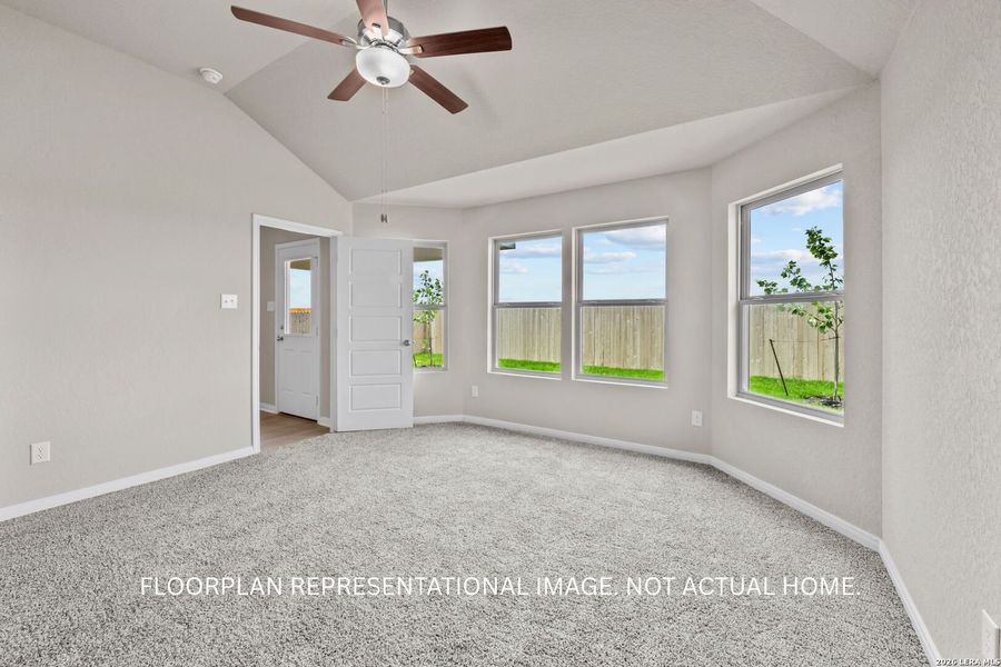 Spacious, unfurnished interior of a new home in Meadows at Clear Springs, New Braunfels (Image 13).