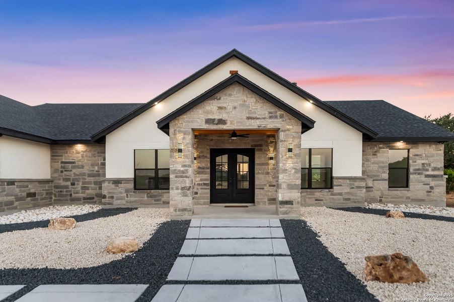 Exterior details and patio area of a home in , Bandera (Image 26).