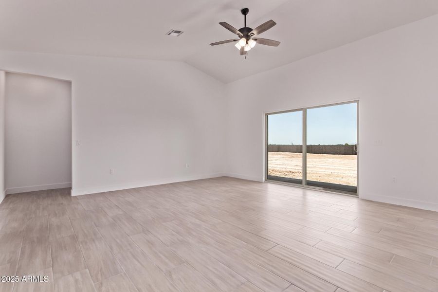 10 Sandstone Mountain