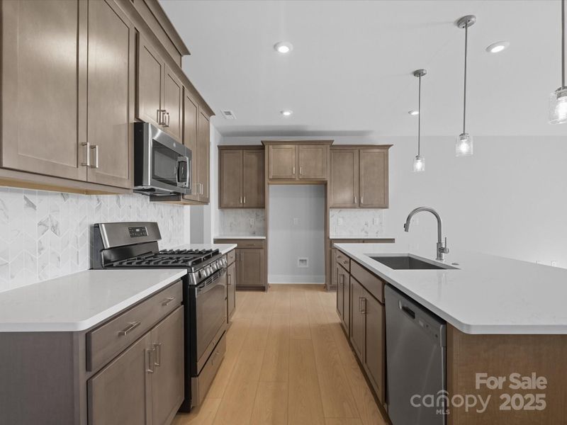 GE Stainless Appliance Package Makes Cooking a Dream.