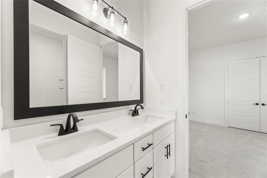 05. 1052 Bingham - 2ND Bath 05. 1052 Bingham - 2ND Bath