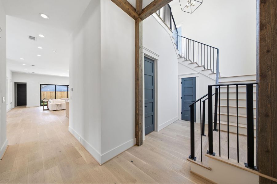 Spacious, unfurnished interior of a new home in , Houston (Image 40). Spacious, unfurnished interior of a new home in , Houston (Image 40).