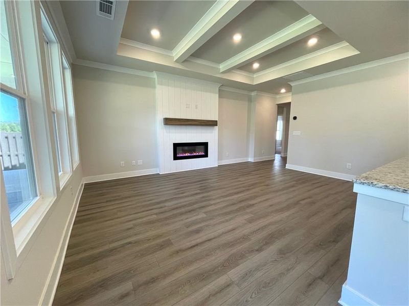 Spacious, unfurnished interior of a new home in Summerlin, Winder (Image 72).