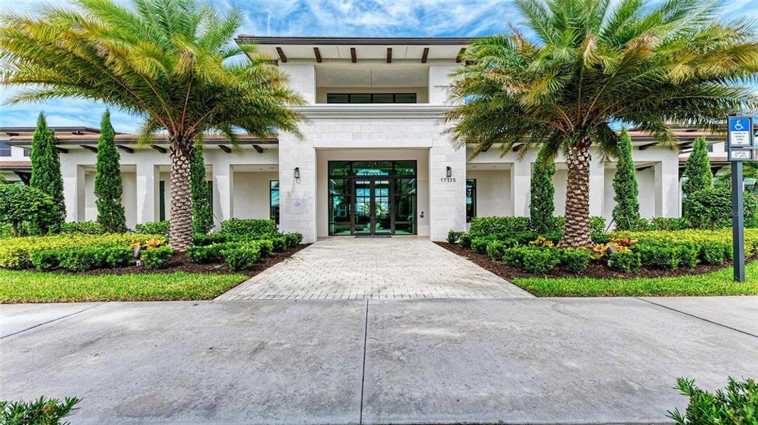 Image 64 of a home in Cresswind Lakewood Ranch.