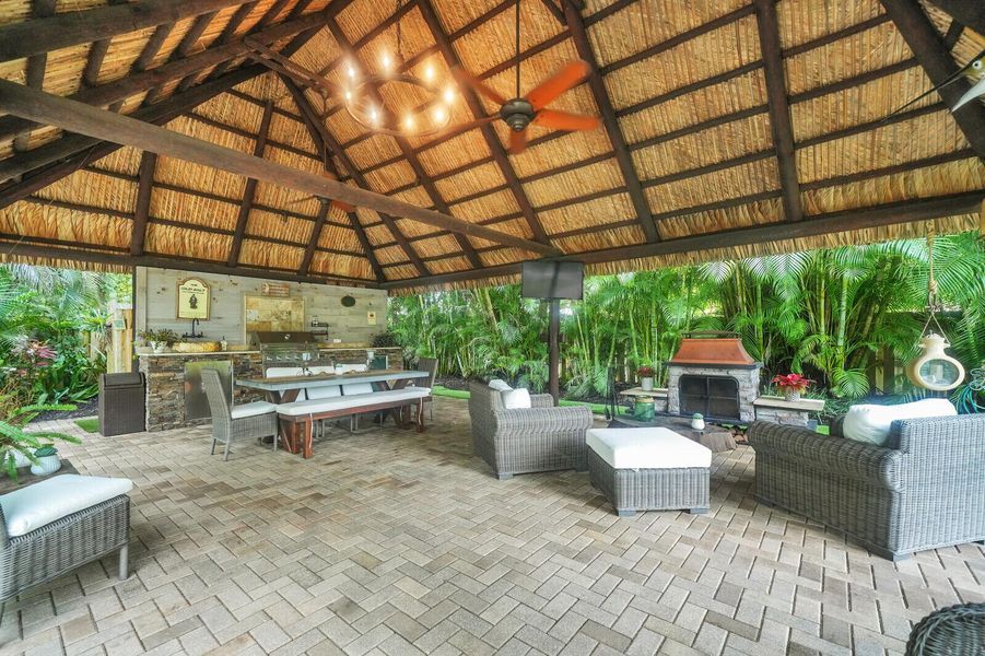 tiki hut with summer kitchen tiki hut with summer kitchen