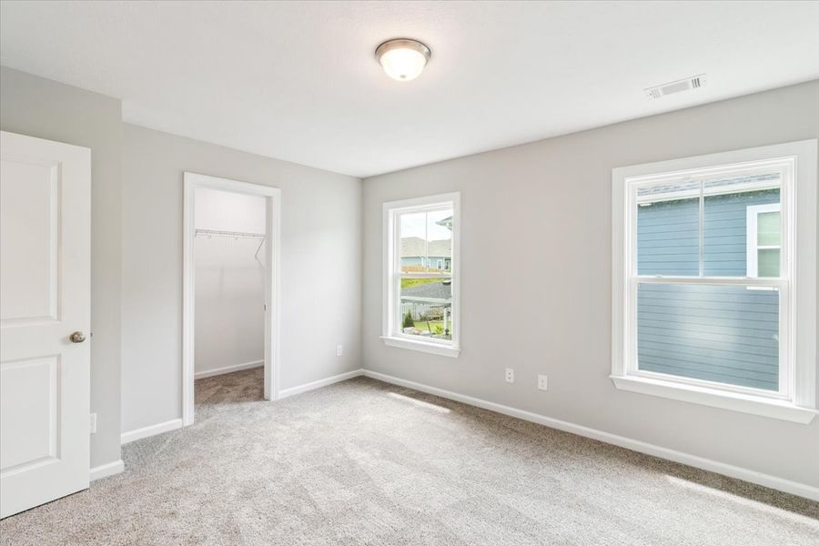 Spacious, unfurnished interior of a new home in Crawford Creek, Grovetown (Image 26).