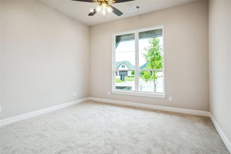 Guestroom in front of the house with large walk in closet. Guestroom in front of the house with large walk in closet.