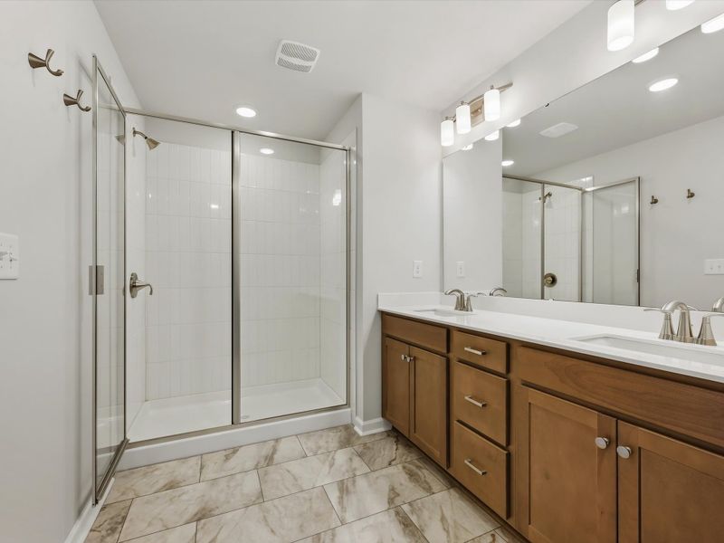Owner's Bath Owner's Bath