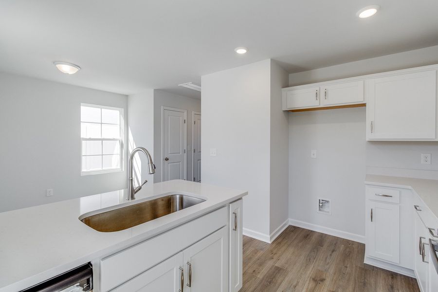 Furnished interior view inside a new home in Haynes Park, Columbia (Image 9).