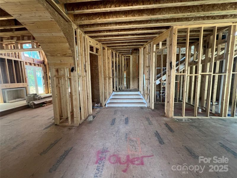 Image 4 of a home in .