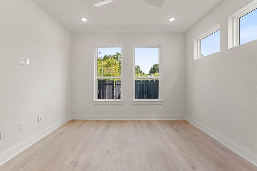 004_dsc08389_1_1_927 004_dsc08389_1_1_927