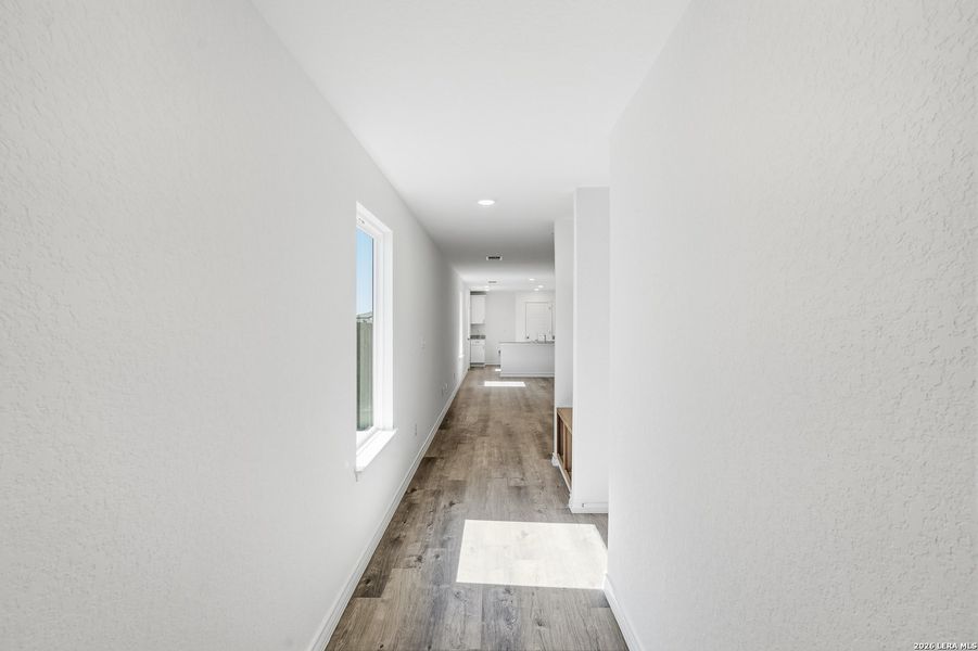 Spacious, unfurnished interior of a new home in Vista Real, Converse (Image 34).