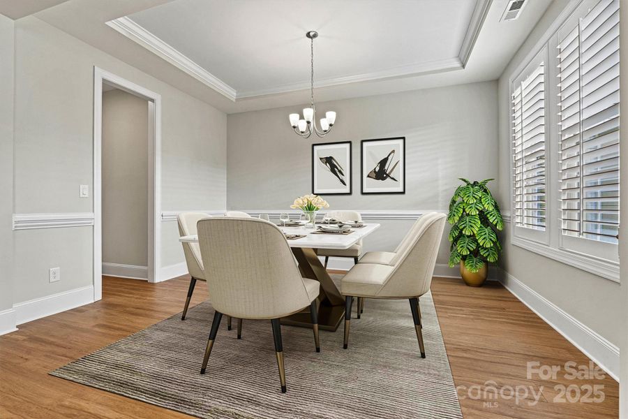 VIRTUALLY STAGED Dining Room VIRTUALLY STAGED Dining Room