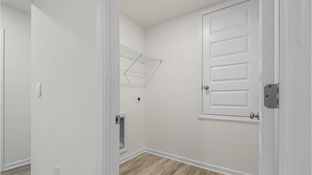 Spacious, unfurnished interior of a new home in Sunny Hills, Chipley (Image 30). Spacious, unfurnished interior of a new home in Sunny Hills, Chipley (Image 30).