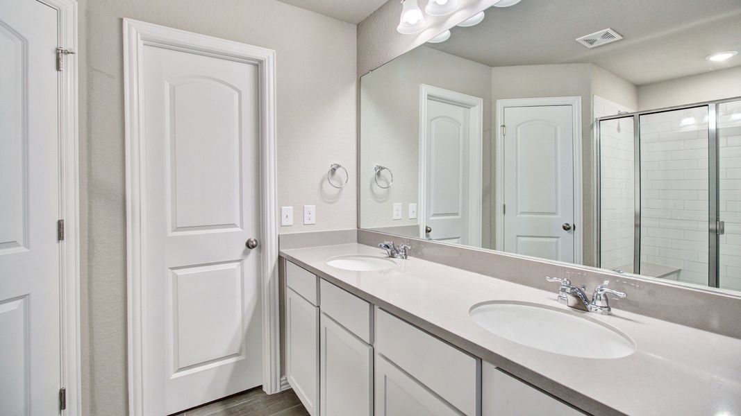 Representative furnished interior of a home built from the Polaris by Brightland Homes in Mostyn Springs, Magnolia (Image 11).